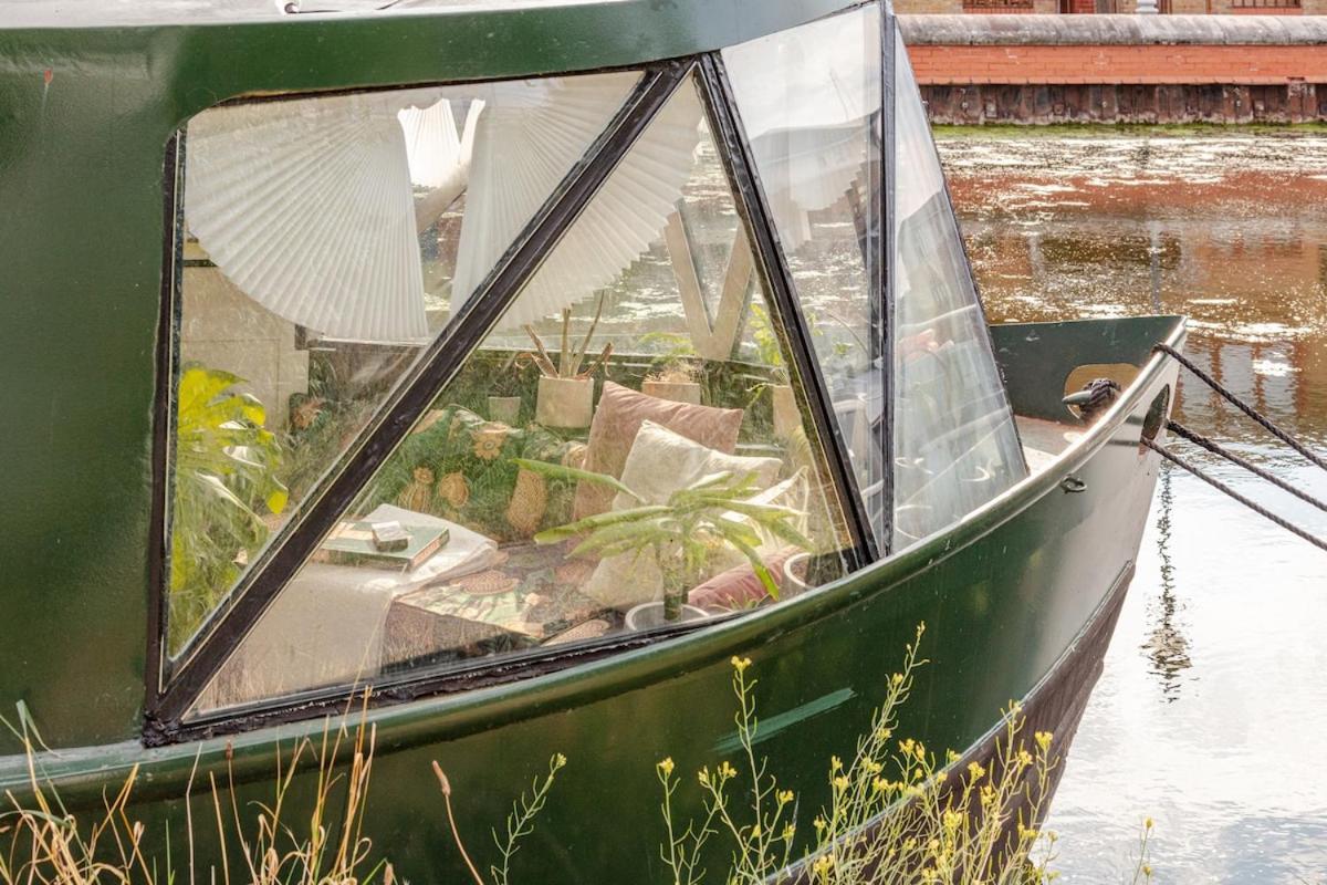 The Floating Terrarium * London